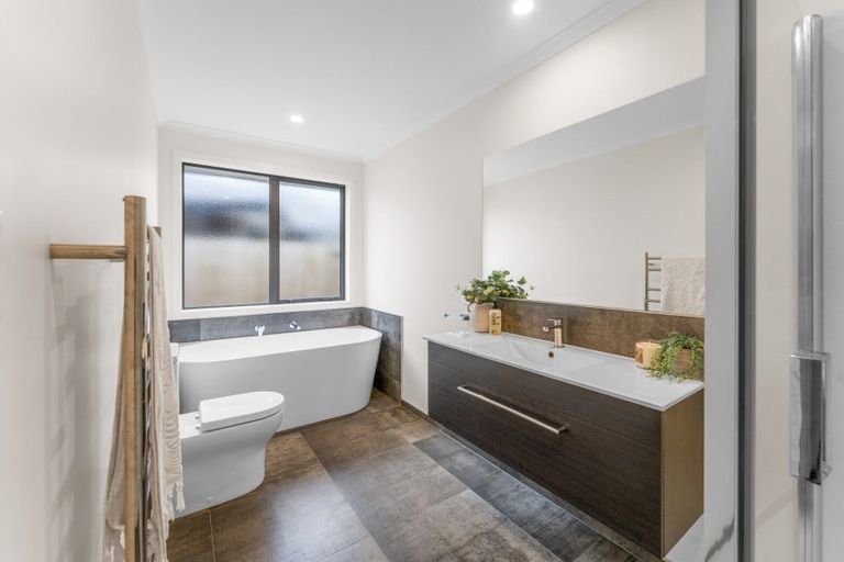 Photo of property in 79 Union Drive, Papamoa, 3118