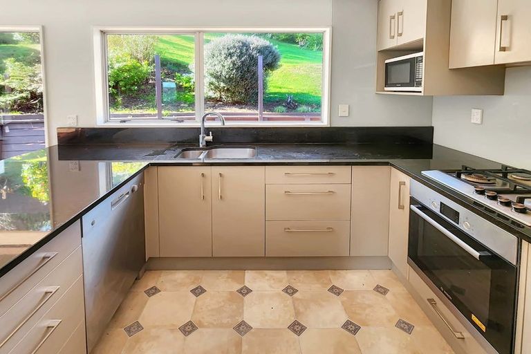 Photo of property in 56 Colchester Crescent, Newlands, Wellington, 6037