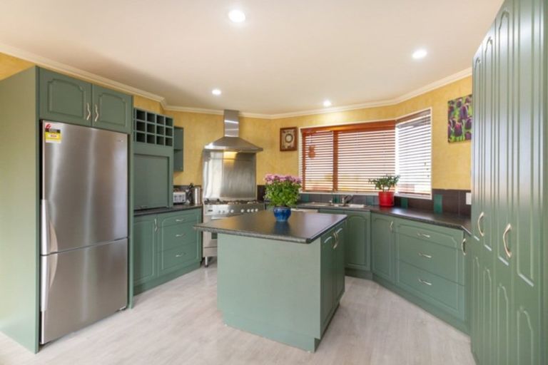 Photo of property in 101 Parnell Heights, Kelvin Grove, Palmerston North, 4414