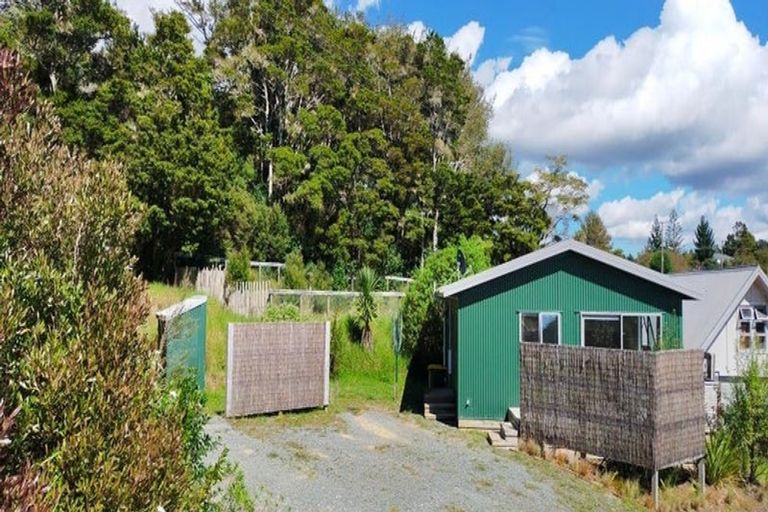 Photo of property in 267 Mahurangi West Road, Puhoi, Warkworth, 0983