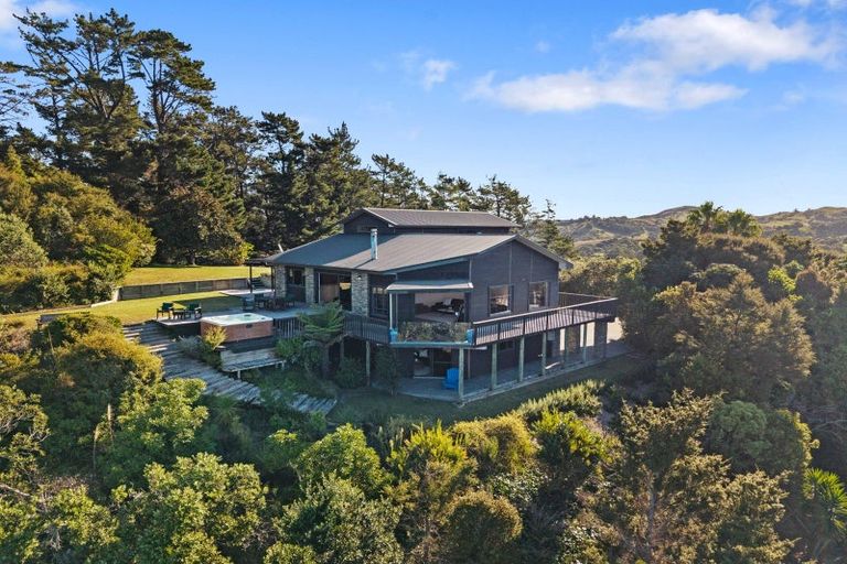 Photo of property in 700 Hibiscus Coast Highway, Waiwera, Orewa, 0994