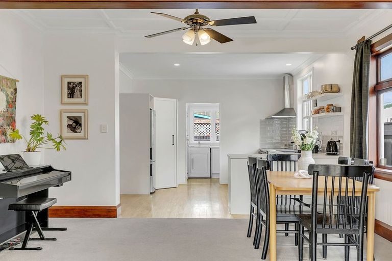 Photo of property in 38 Palmer Crescent, Silverstream, Upper Hutt, 5019