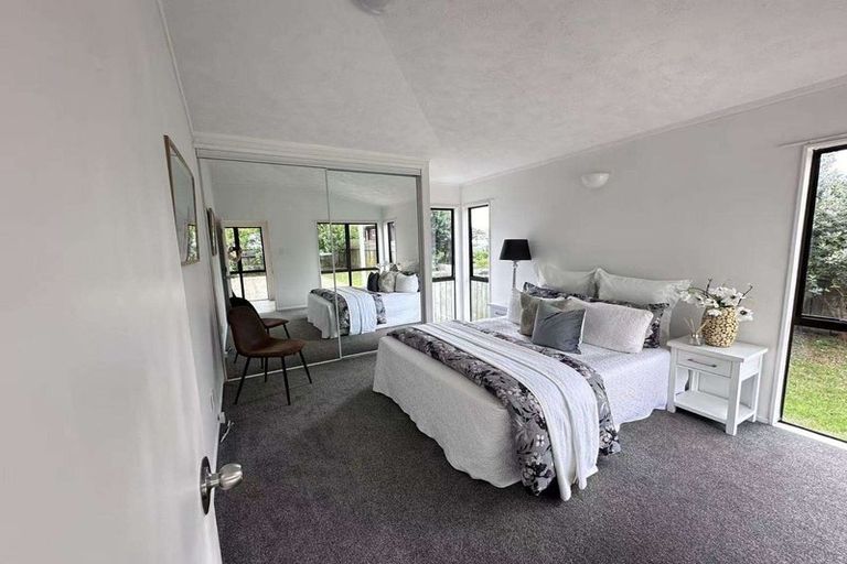 Photo of property in 5 Marlin Street, West Harbour, Auckland, 0618