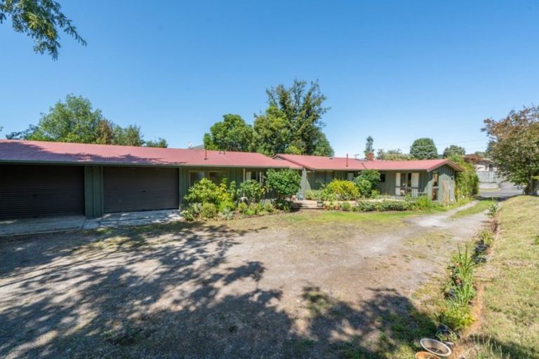 Photo of property in 759 Acacia Bay Road, Acacia Bay, Taupo, 3330