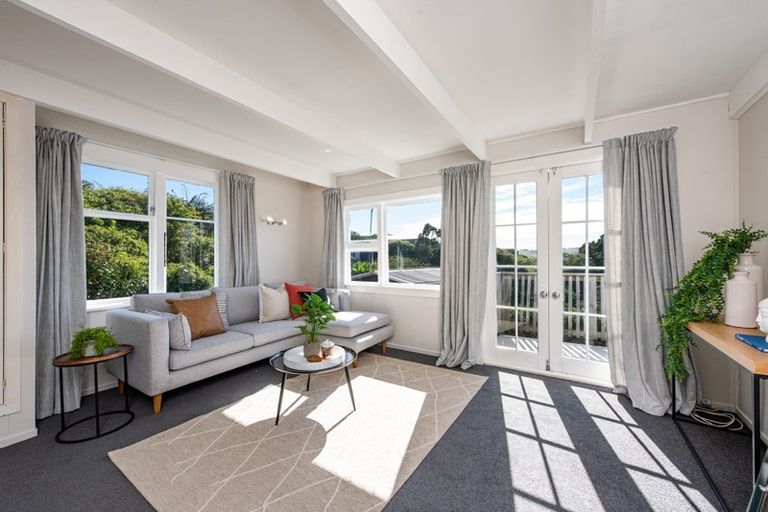 Photo of property in 104 Ironside Road, Johnsonville, Wellington, 6037