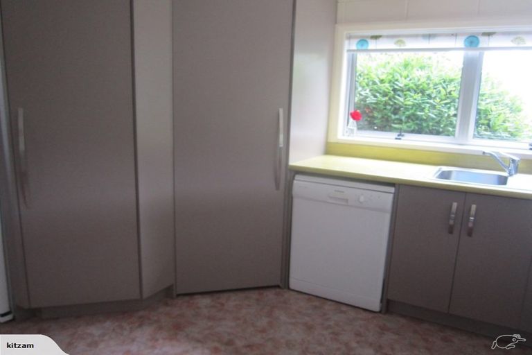 Photo of property in 205 Maunga Road, Pukeatua, 3880