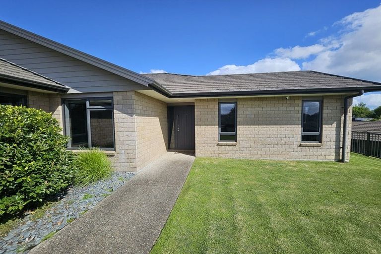 Photo of property in 14 Caldera Crescent, Pyes Pa, Tauranga, 3112