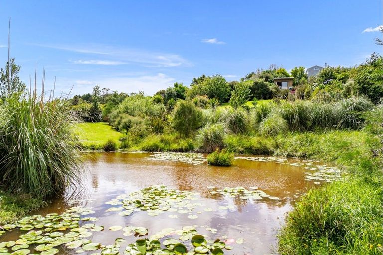 Photo of property in 215 Valley View Road, Otaika, Whangarei, 0170