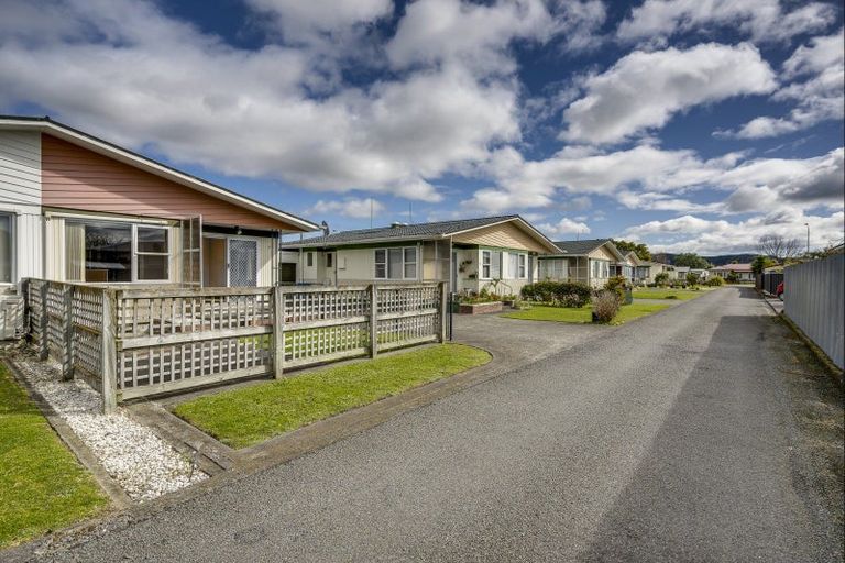 Photo of property in 9/90 Gloucester Street, Greenmeadows, Napier, 4112