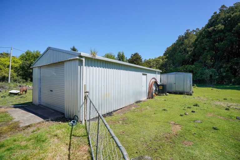 Photo of property in 18 Mahuri Road, Otatara, Invercargill, 9879