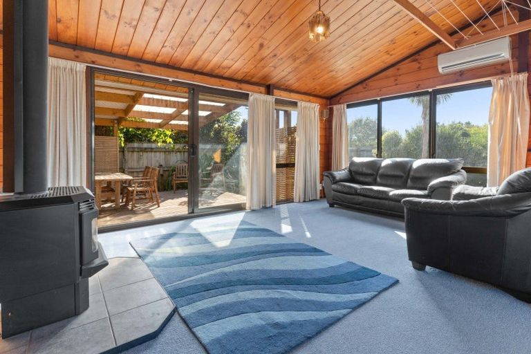 Photo of property in 156 East Street, Greytown, 5712