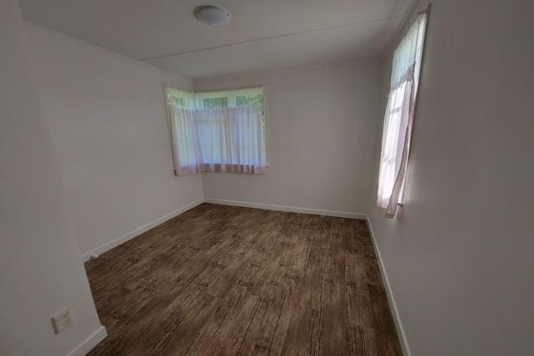 Photo of property in 27 Station Road, Te Kamo, Whangarei, 0112