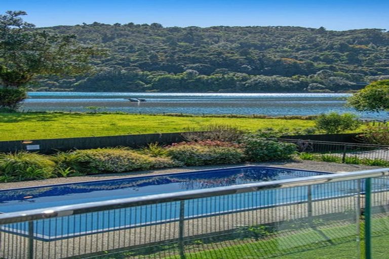 Photo of property in 2b/25 Weranui Road, Waiwera, Orewa, 0994