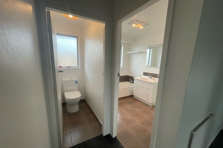 Photo of property in 215 Parklands Avenue, Bell Block, New Plymouth, 4312