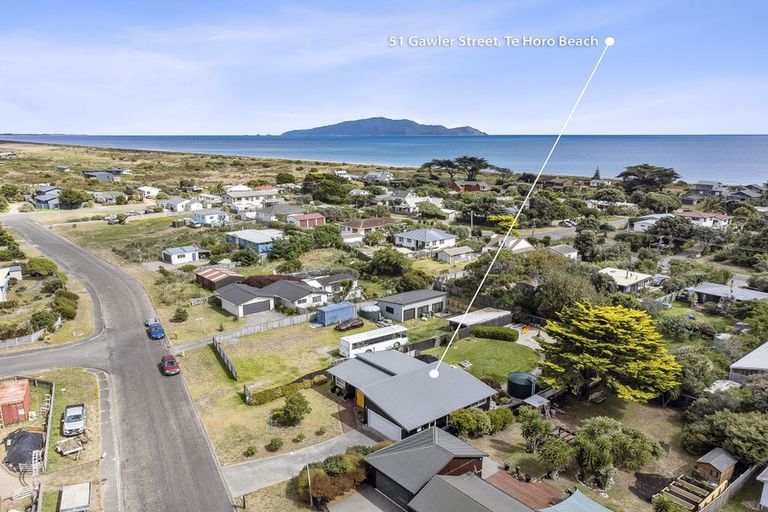 Photo of property in 51 Gawler Street, Te Horo Beach, Otaki, 5581