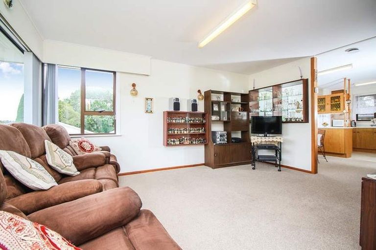 Photo of property in 25 Cutler Street, New Lynn, Auckland, 0600