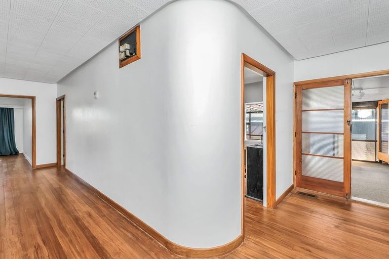 Photo of property in 8 Fatima Street, Redwood, Christchurch, 8051