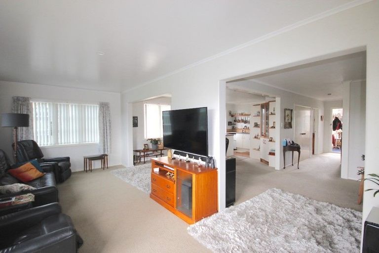 Photo of property in 66 Kimihia Road, Huntly, 3700