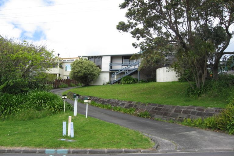 Photo of property in 2/25 Beach Road, Manly, Whangaparaoa, 0930