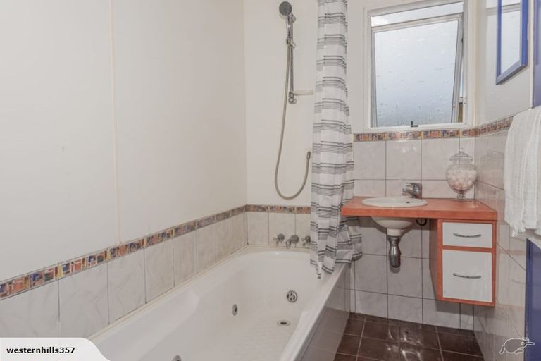 Photo of property in 357a Western Hills Drive, Avenues, Whangarei, 0110