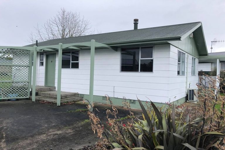 Photo of property in 112 Lethbridge Street, Feilding, 4702