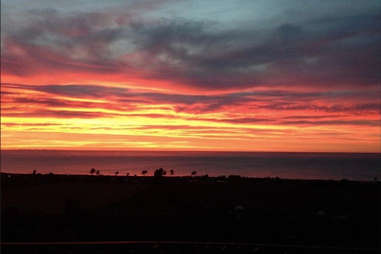 Photo of property in 757 Main Road North, Bay View, Napier, 4182