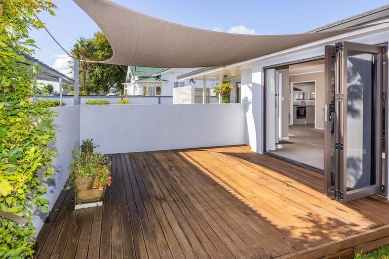 Photo of property in 15 Miro Street, Maeroa, Hamilton, 3200