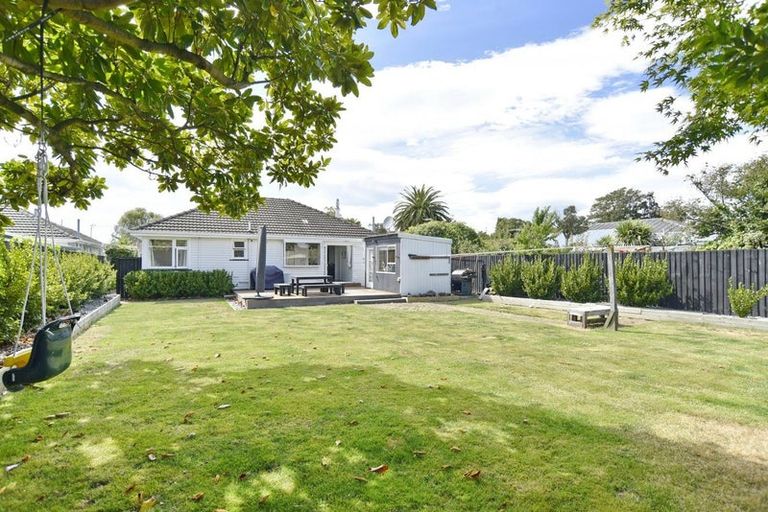 Photo of property in 7 Grimseys Road, Redwood, Christchurch, 8051