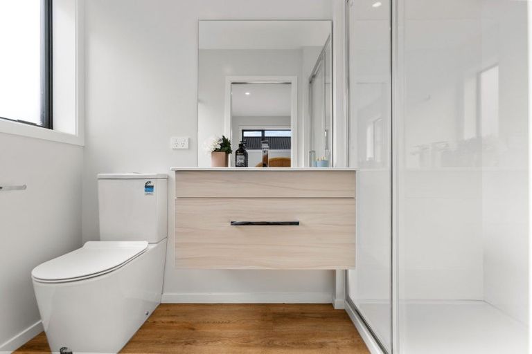 Photo of property in 32 Dunn Street, Lake Hawea, 9382