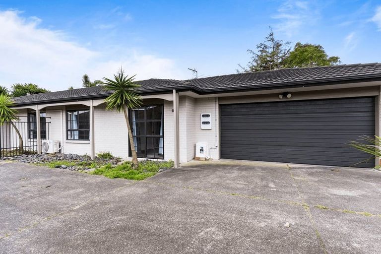 Photo of property in 27 Lothian Brae, Wattle Downs, Auckland, 2103