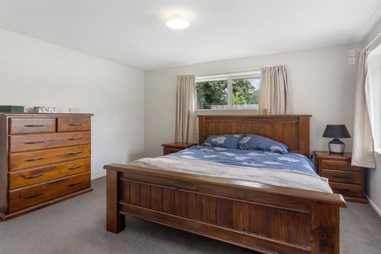 Photo of property in 144e High Street, Oxford, 7430