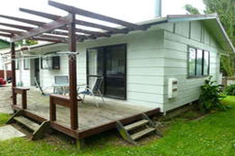 Photo of property in 52b Seddon Street, Waikanae, 5036