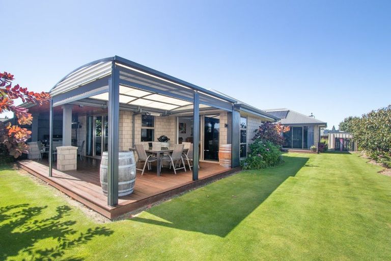 Photo of property in 17 Whiteoak Grove, Tinwald, Ashburton, 7700