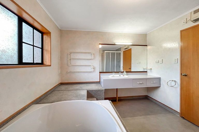 Photo of property in 195 Queens Drive, Windsor, Invercargill, 9810