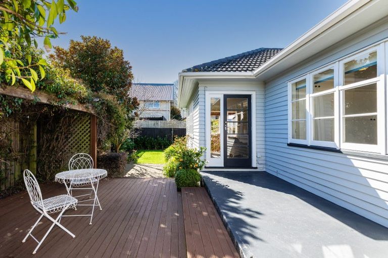 Photo of property in 1/56 Kotare Street, Fendalton, Christchurch, 8041
