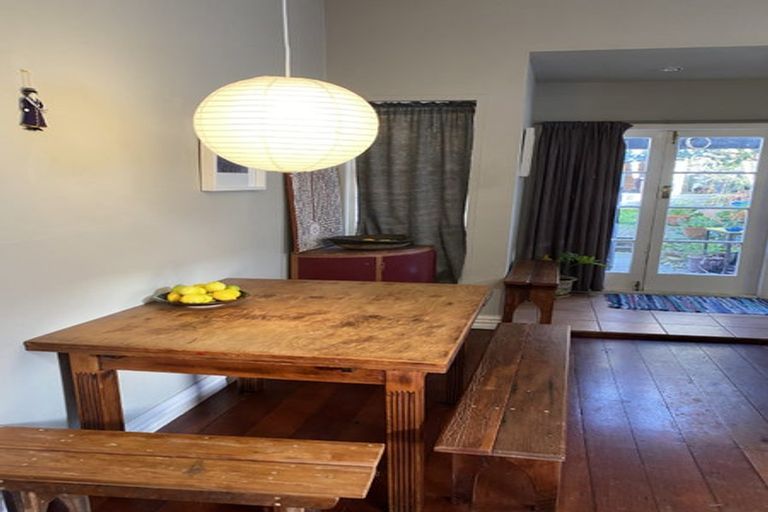 Photo of property in 61 Herald Street, Berhampore, Wellington, 6023