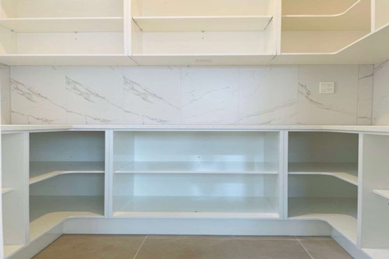 Photo of property in 40a Spencer Road, Pinehill, Auckland, 0632