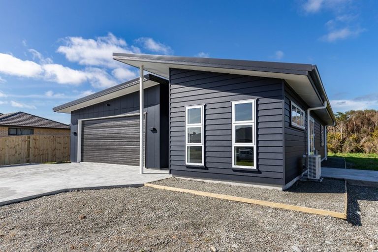 Photo of property in 6 Holly Robinson Place, Hokitika, 7882