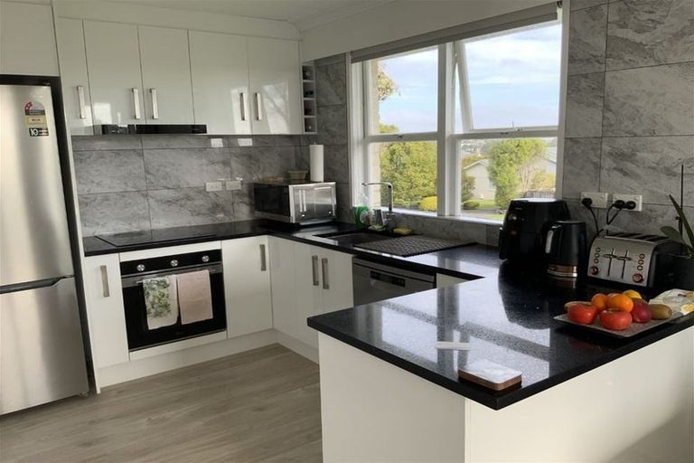 Photo of property in 1/9 Landop Terrace, Howick, Auckland, 2014