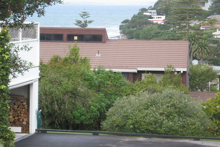 Photo of property in 2/11a Brighton Terrace, Mairangi Bay, Auckland, 0630