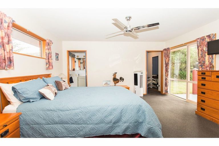 Photo of property in 50 Scruttons Road, Hillsborough, Christchurch, 8022