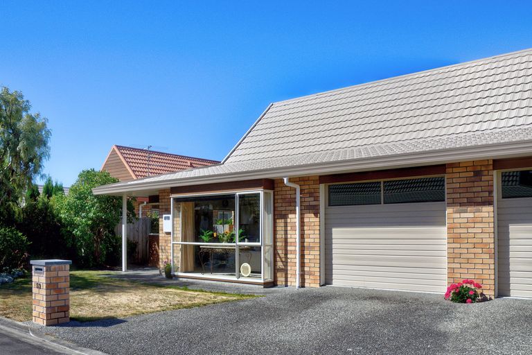Photo of property in Holdsworth Villas, 59/2 William Donald Drive, Solway, Masterton, 5810