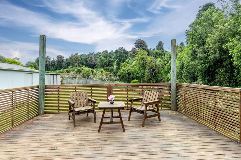 Photo of property in 18 Jollie Street, Geraldine, 7930