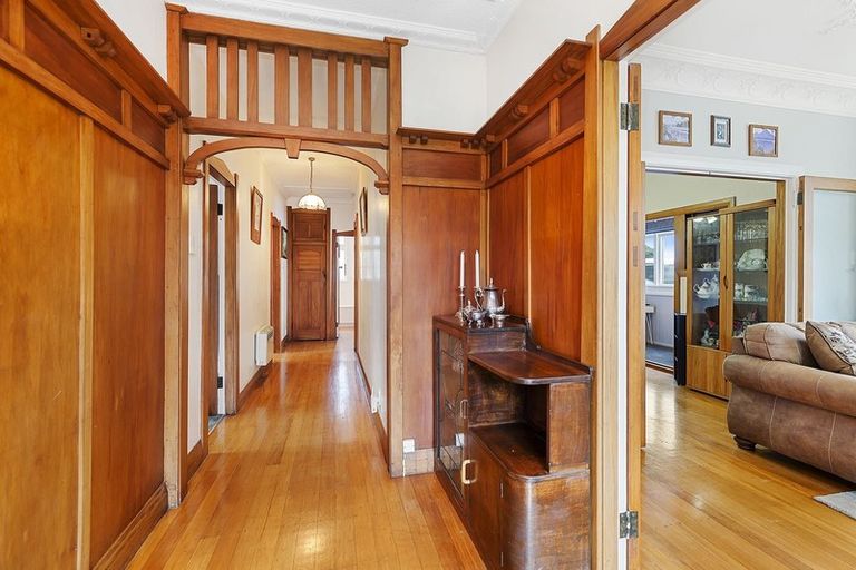 Photo of property in 76 Ira Street, Miramar, Wellington, 6022