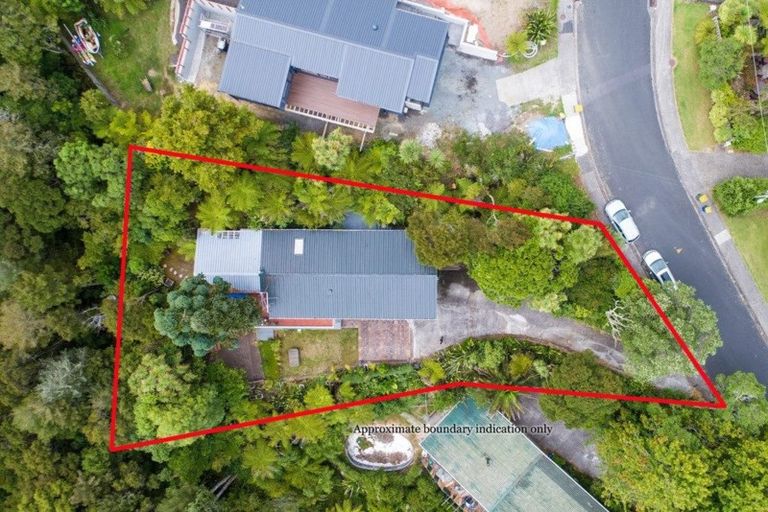 Photo of property in 9 Kauri Road, Birkenhead, Auckland, 0626