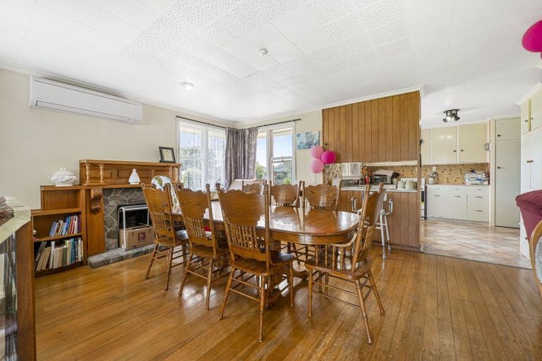 Photo of property in 46a Cumming Street, Okato, 4335