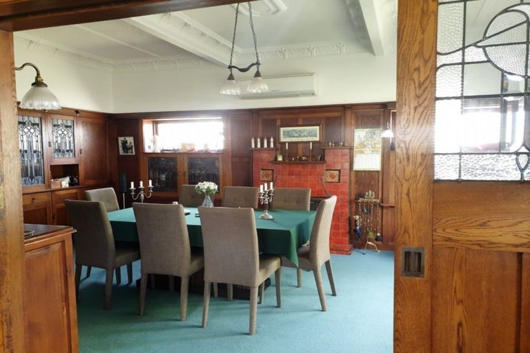 Photo of property in 2 Edward Street, Dannevirke, 4930