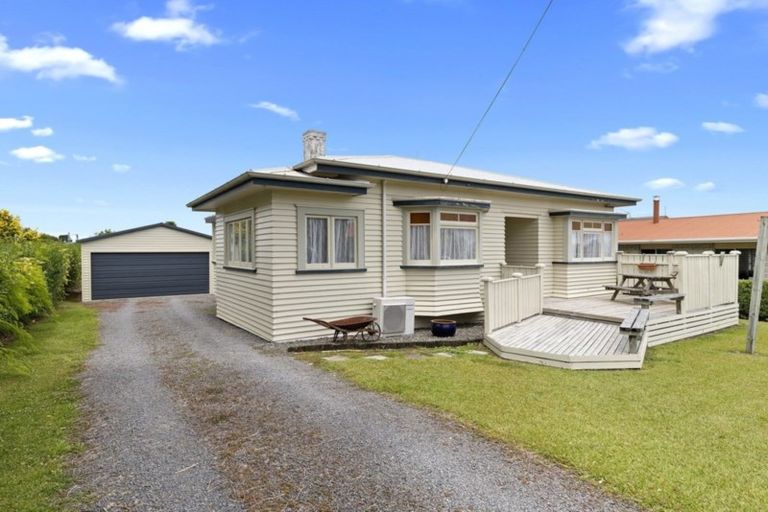 Photo of property in 19 Carlyle Street, Te Aroha, 3320