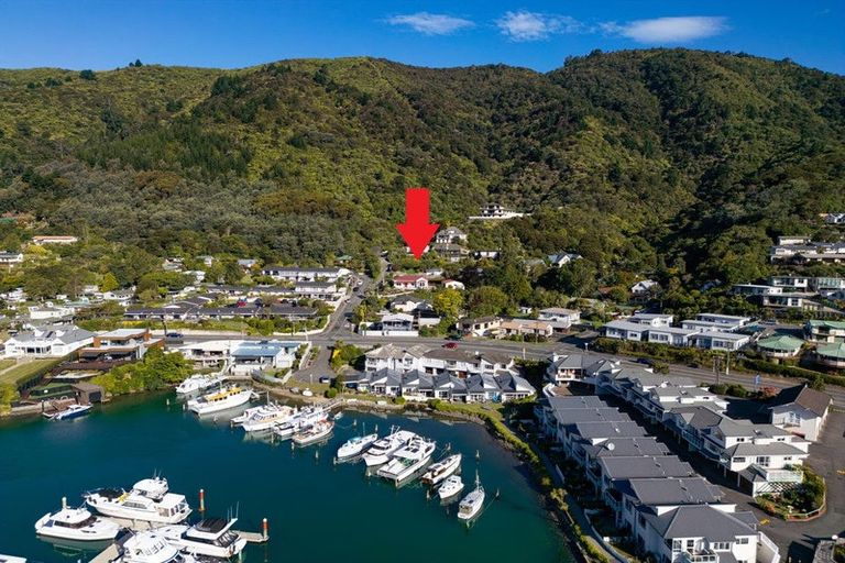 Photo of property in 7 Rutland Street, Picton, 7220