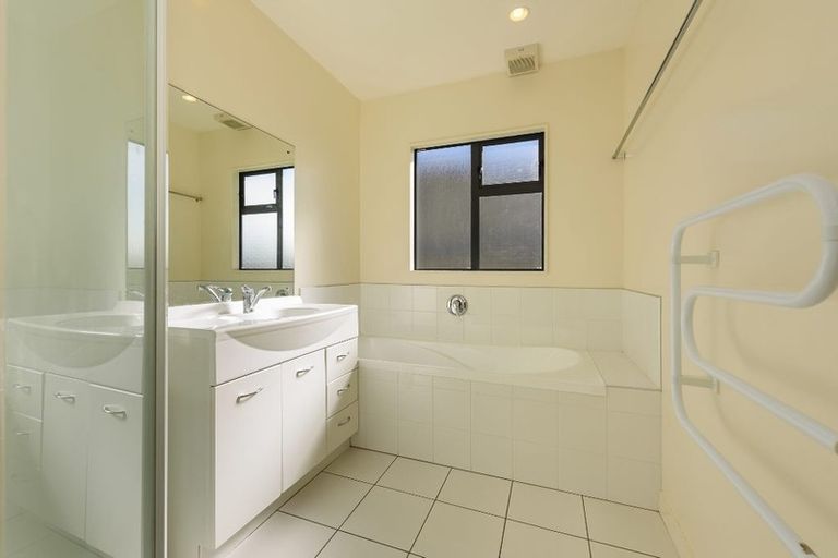 Photo of property in 15 Nether Green Crescent, Johnsonville, Wellington, 6037